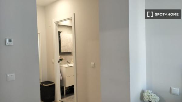 Apartamento de 2 dormitorios en alquiler en Arganzuela, Madrid