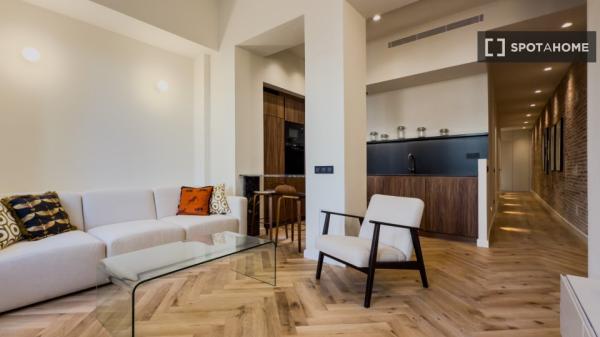 Apartamento de 3 dormitorios en alquiler en L'Eixample, Barcelona